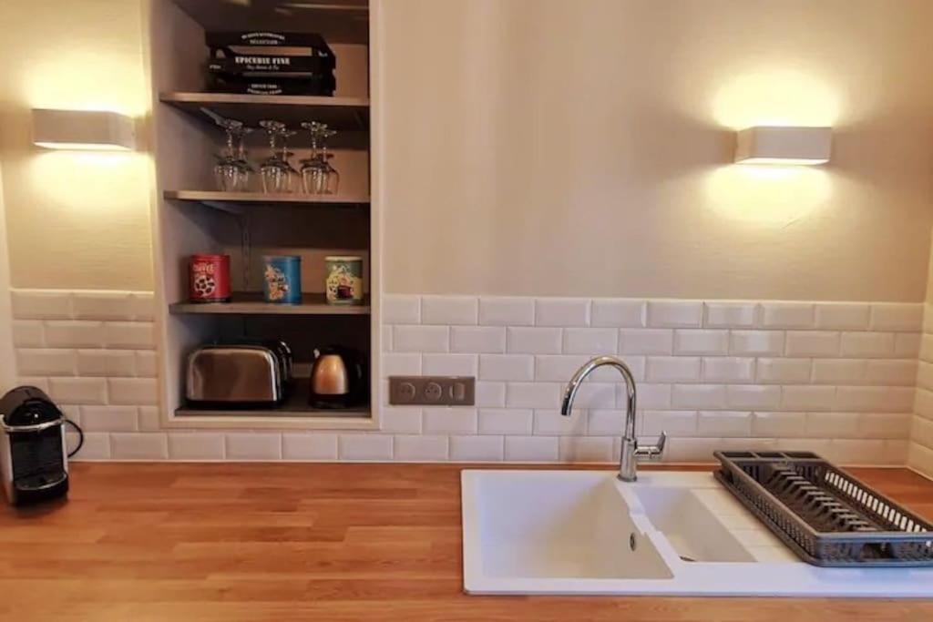 Apartamento Le 56 Faubourg - Proche Centre - Parking Gratuit Beaune  Exterior foto